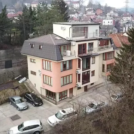 Beautiful View Of Center סראייבו