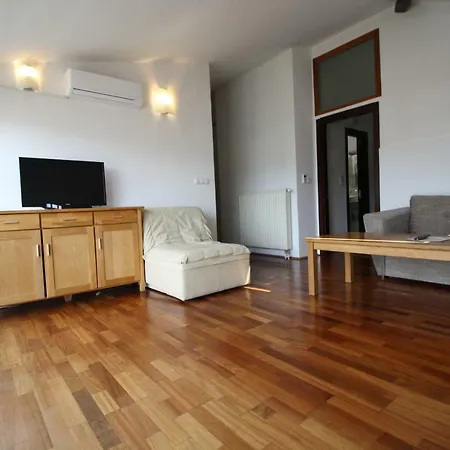 Beautiful View Of Center דירה סראייבו